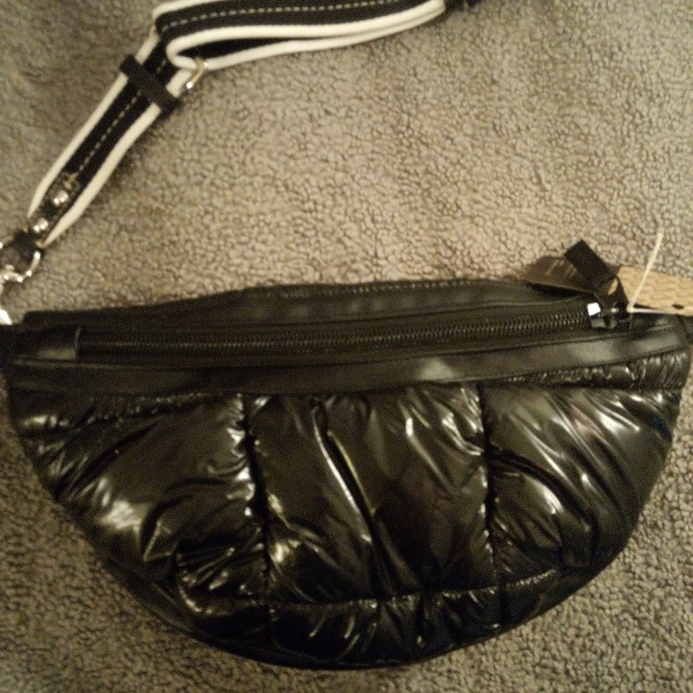 Gloss black puffer crossbody NWT